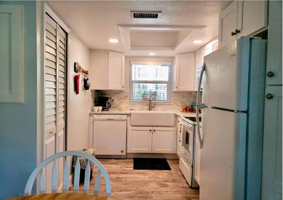 Condo By The Sea! ココアビーチ エクステリア 写真