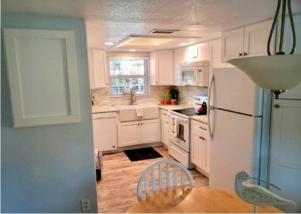 Condo By The Sea! ココアビーチ エクステリア 写真