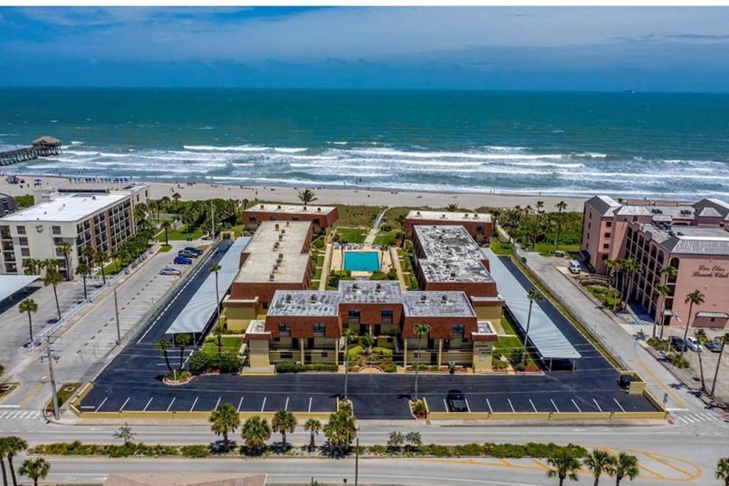 Condo By The Sea! ココアビーチ エクステリア 写真